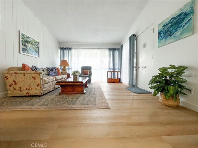 1321 Golden Rain Rd., M2-67D, Seal Beach, CA 90740
