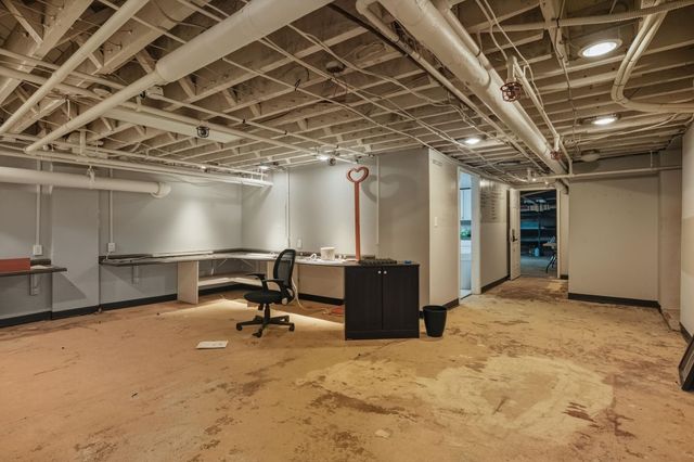 23-27 N CENTRAL AVE, Staunton, VA 24401