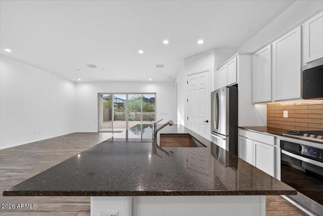 28598 N 133RD Lane, Peoria, AZ 85383