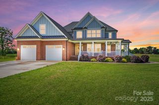 3707 Seagrave Farm Road, Concord, NC 28025