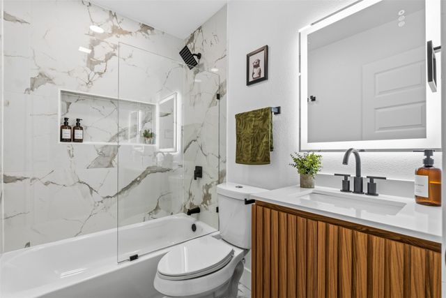 3035 Mark Twain Drive, Farmers Branch, TX 75234