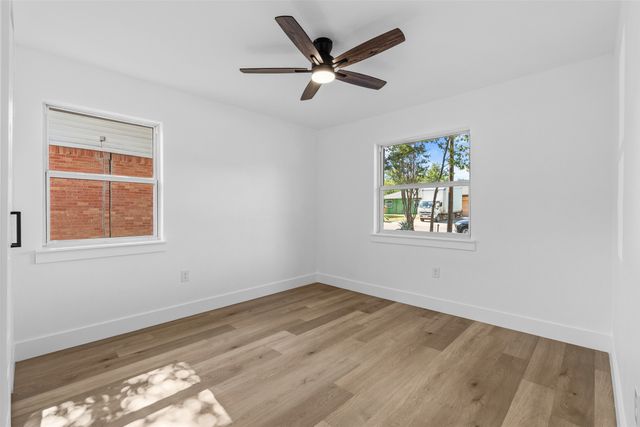 3035 Mark Twain Drive, Farmers Branch, TX 75234