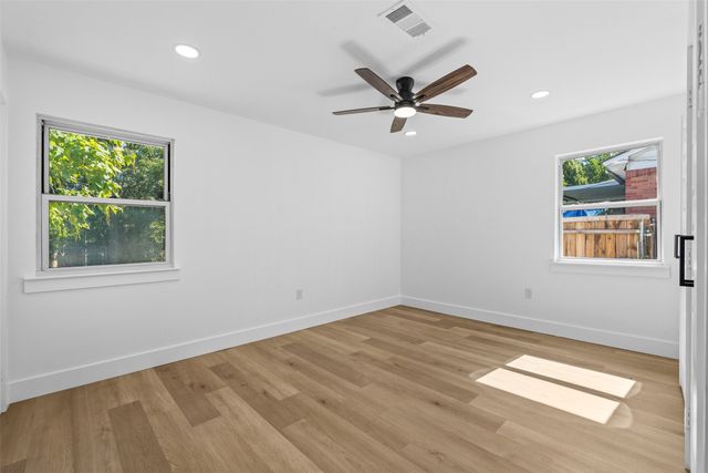 3035 Mark Twain Drive, Farmers Branch, TX 75234