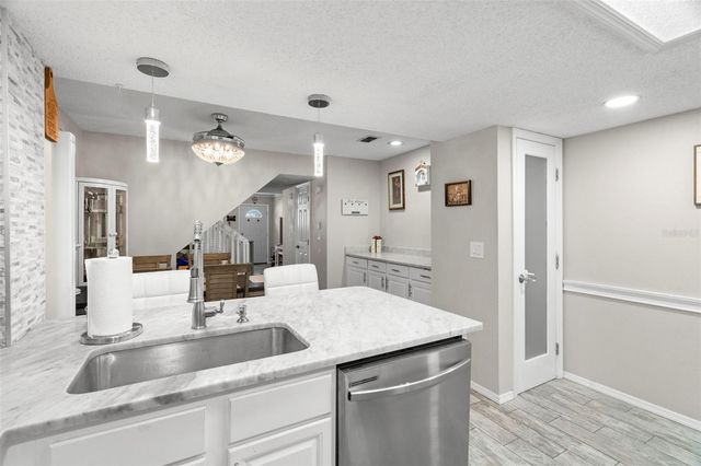 3323 FOX HUNT DRIVE, Palm Harbor, FL 34683