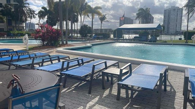 18181 NE 31st Ct 506, Aventura, FL 33160