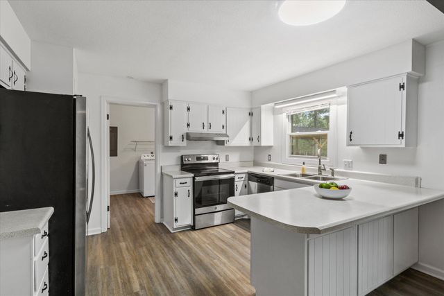 2121 Shady Oaks Drive, Tallahassee, FL 32303