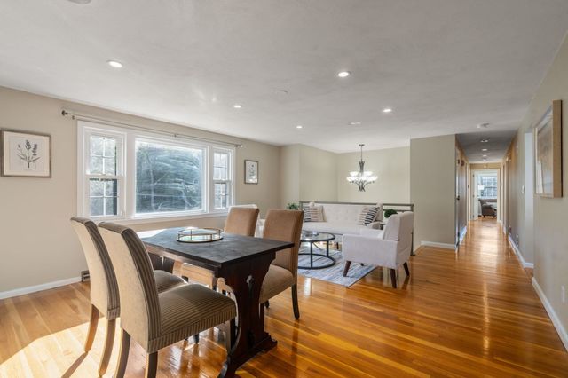 16 Bacon Rd, Framingham, MA 01701