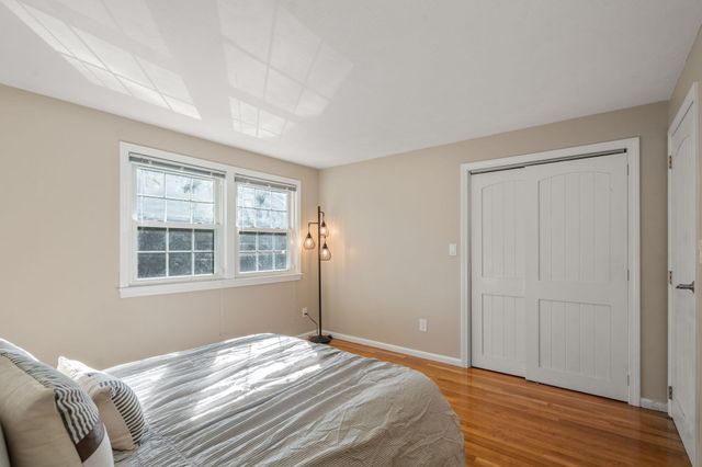 16 Bacon Rd, Framingham, MA 01701