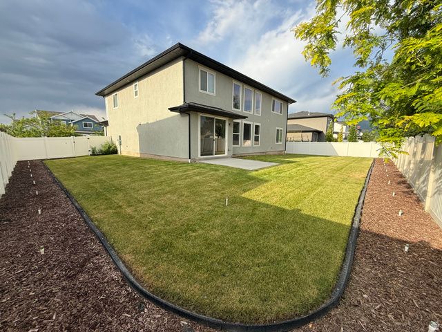 1867 W 2135 S, Woods Cross, UT 84087