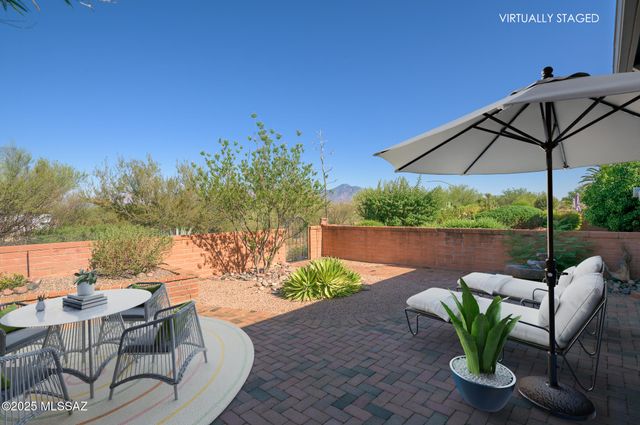 841 S Camino Del Monte, Green Valley, AZ 85614