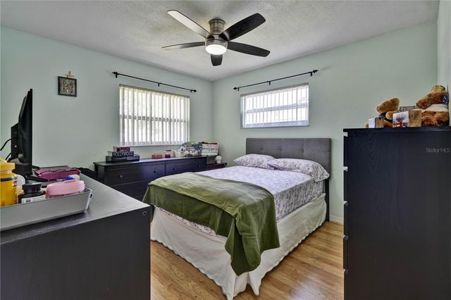843 BROCKWAY AVENUE, Orlando, FL 32807