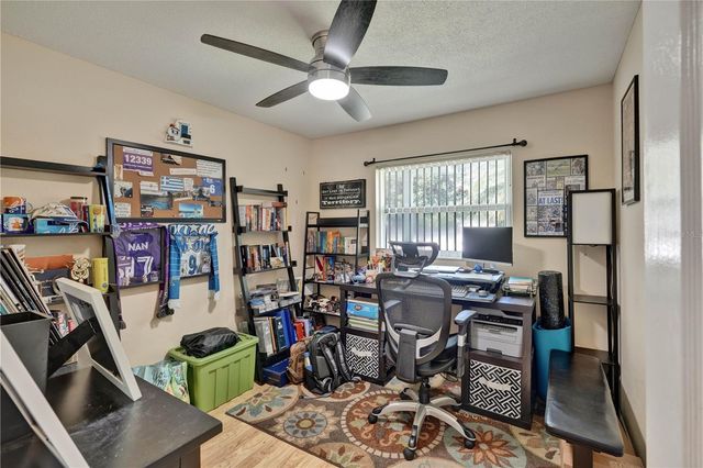 843 BROCKWAY AVENUE, Orlando, FL 32807