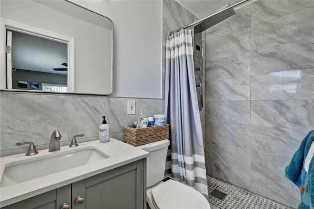 843 BROCKWAY AVENUE, Orlando, FL 32807