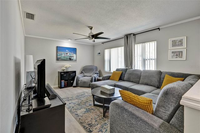 843 BROCKWAY AVENUE, Orlando, FL 32807