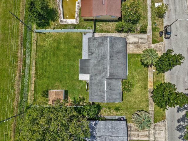 843 BROCKWAY AVENUE, Orlando, FL 32807