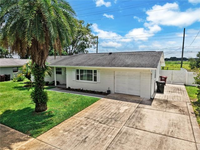 843 BROCKWAY AVENUE, Orlando, FL 32807