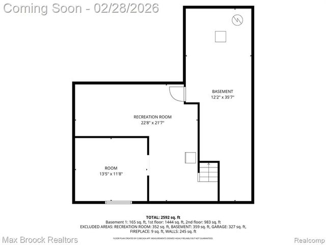 25884 Castlereigh Drive, Farmington, MI 48336