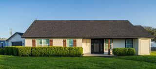 1402 Bayou Shore Drive, Galveston, TX 77551