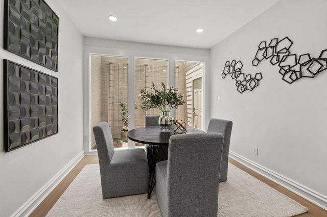 155 Sage Road, Houston, TX 77056