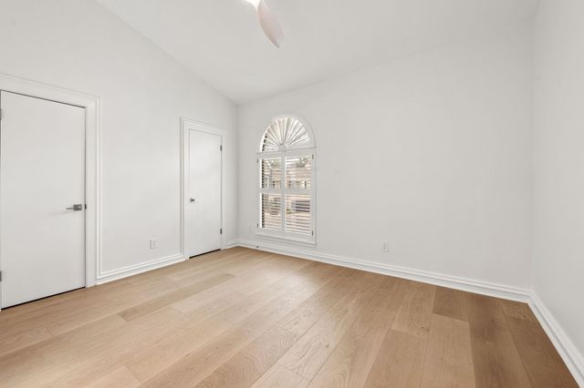 155 Sage Road, Houston, TX 77056