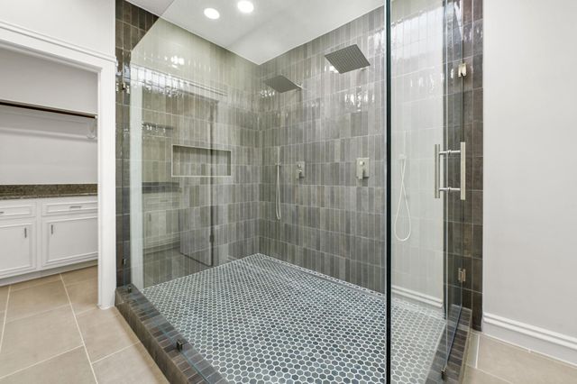 155 Sage Road, Houston, TX 77056