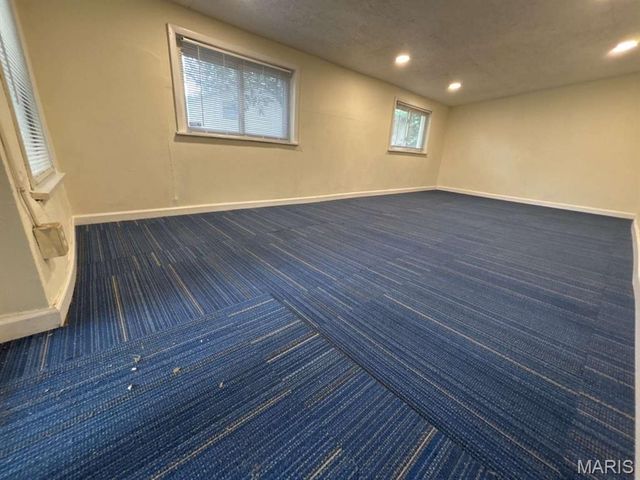6835 Chamberlain Anex, St Louis, MO 63130