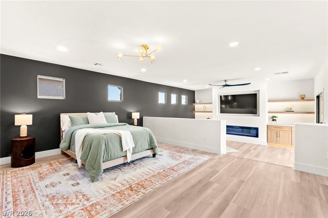 53 Evvie Court, Henderson, NV 89012