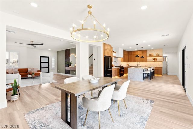 53 Evvie Court, Henderson, NV 89012