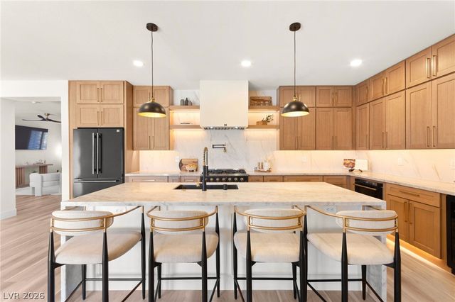 53 Evvie Court, Henderson, NV 89012