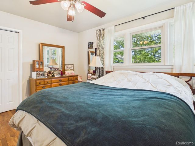 213 Sawyer Street, Grand Blanc, MI 48439