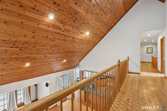 2 Drummers Lane, New Fairfield, CT 06812