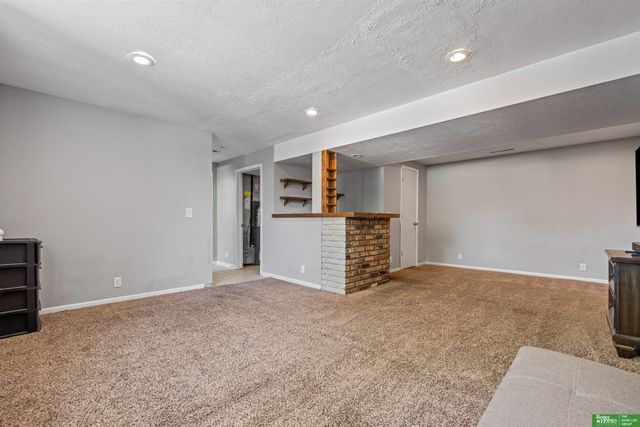 5018 S 149th Street, Omaha, NE 68137
