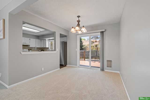 5018 S 149th Street, Omaha, NE 68137