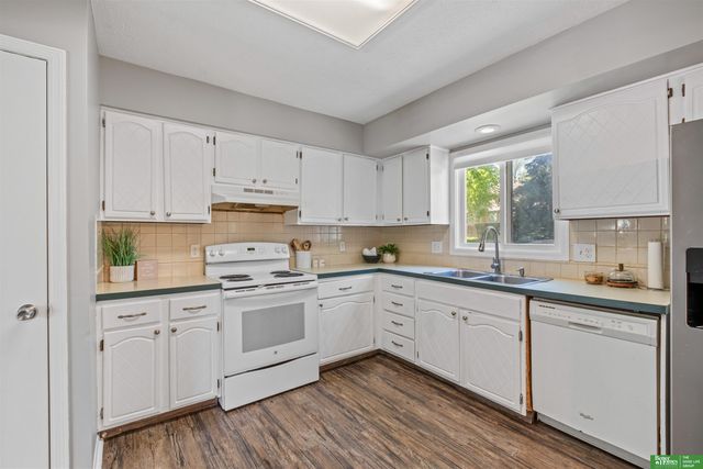 5018 S 149th Street, Omaha, NE 68137