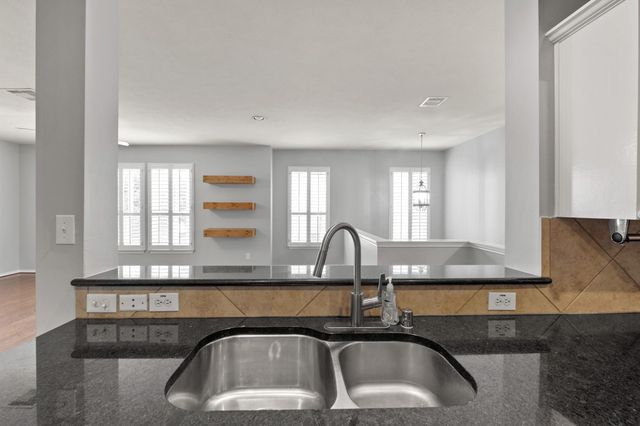 5314 Schuler Street, Houston, TX 77007