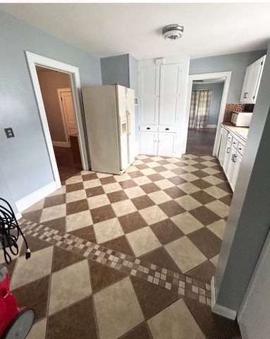 546 Front Street, Vanceburg, KY 41179