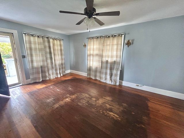 546 Front Street, Vanceburg, KY 41179