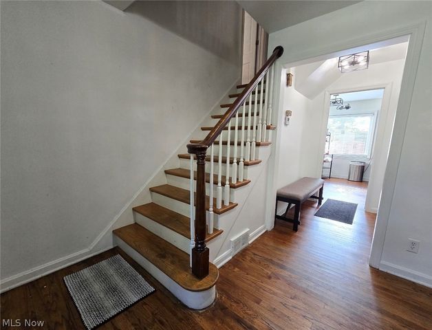 273 Griswold Drive, Youngstown, OH 44512