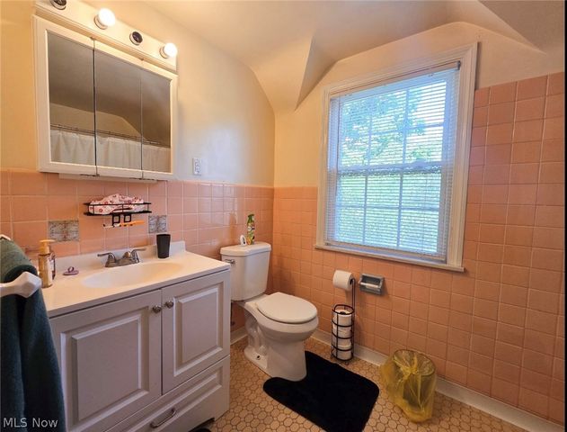 273 Griswold Drive, Youngstown, OH 44512