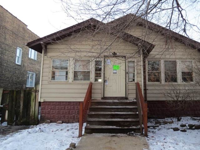 213 157th Street, Calumet City, IL 60409