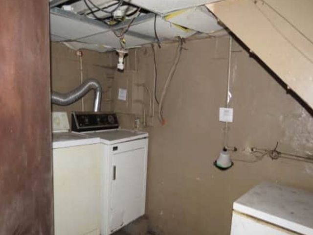 213 157th Street, Calumet City, IL 60409
