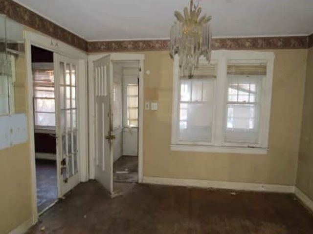 213 157th Street, Calumet City, IL 60409
