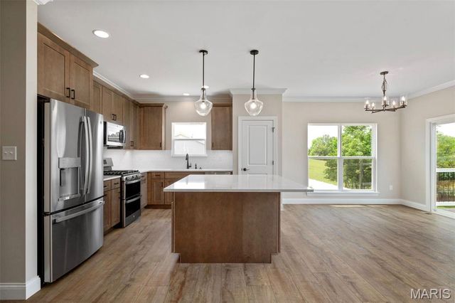 2 Maple Expanded at Post Farms Enclave, O'fallon, MO 63385