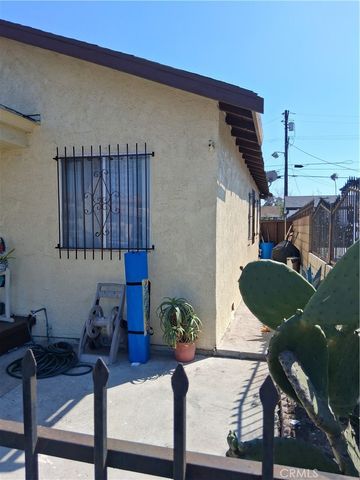 626 W Century, Los Angeles, CA 90044