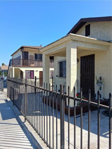 626 W Century, Los Angeles, CA 90044