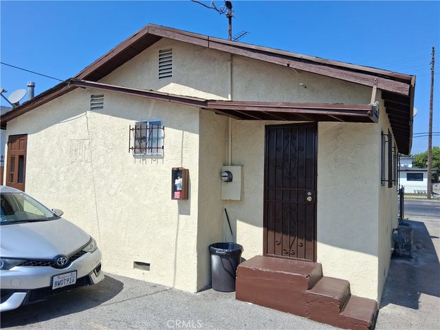 626 W Century, Los Angeles, CA 90044