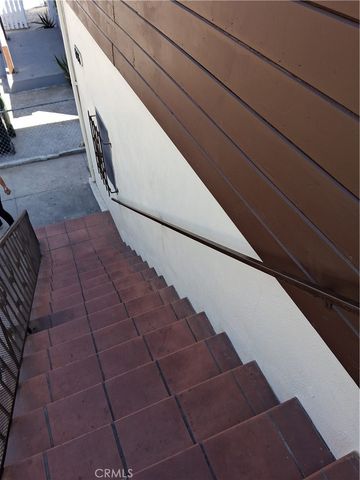 626 W Century, Los Angeles, CA 90044