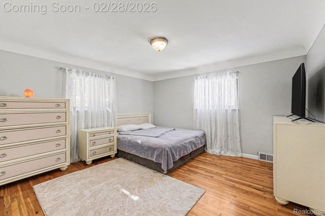 37635 Maas Drive, Sterling Heights, MI 48312