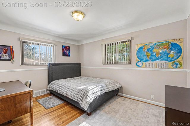 37635 Maas Drive, Sterling Heights, MI 48312