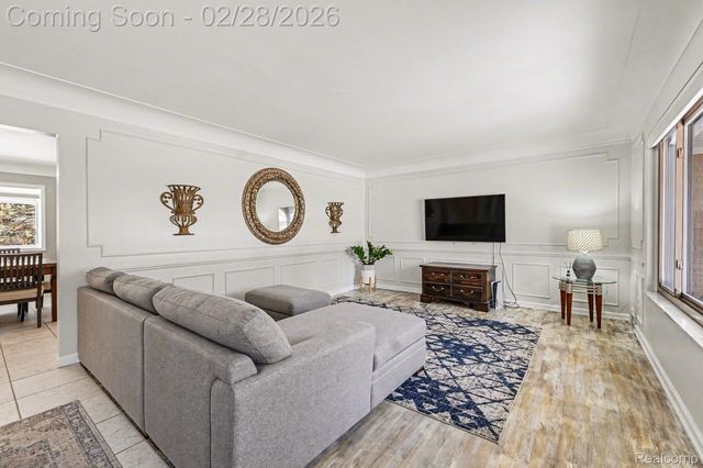 37635 Maas Drive, Sterling Heights, MI 48312